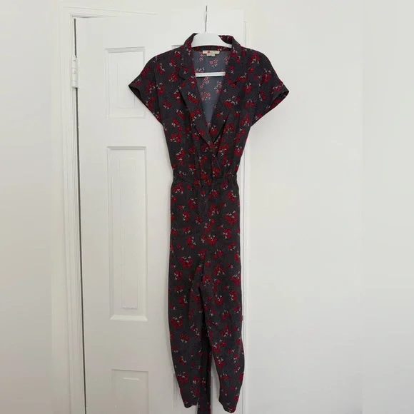 Boden - Women’s floral jumpsuit - Picture 2 of 5